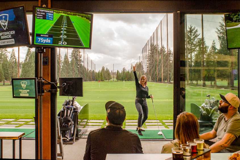 Velocity Lounge TopTracer Golf Vancouver Island